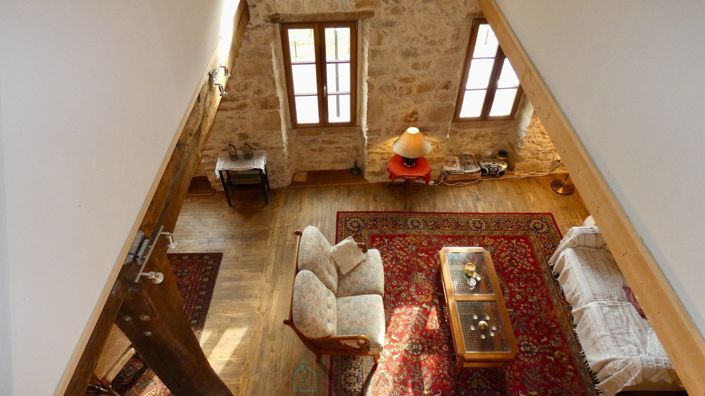 Image No.24-3 Bed Property for sale