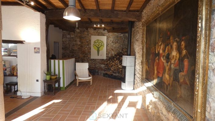 Image No.5-3 Bed Property for sale