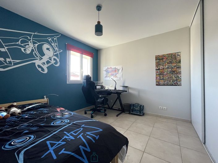 Image No.12-3 Bed House for sale