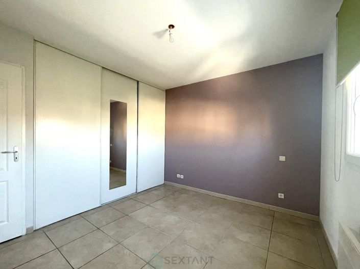 Image No.13-3 Bed House for sale