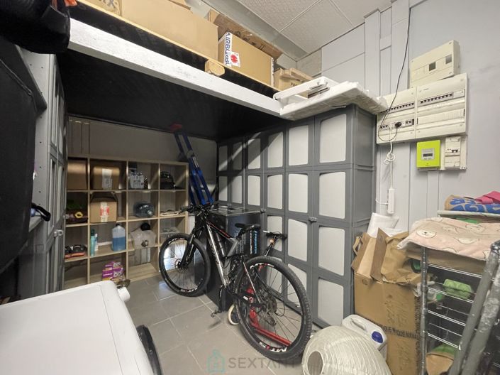 Image No.17-3 Bed House for sale