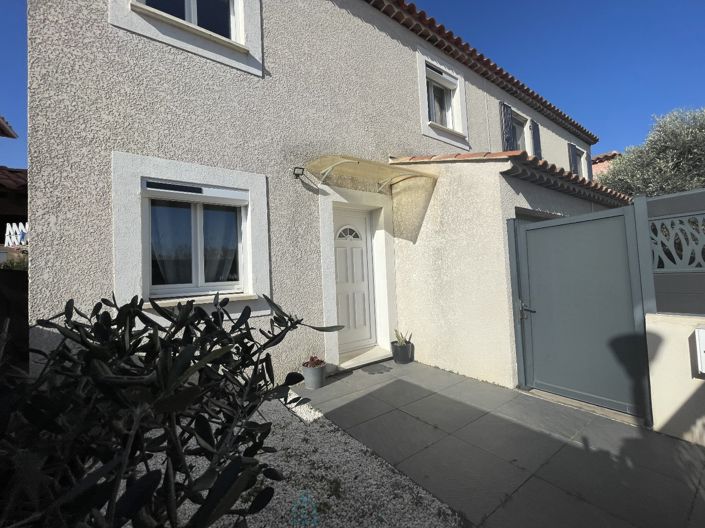 Image No.3-3 Bed House for sale