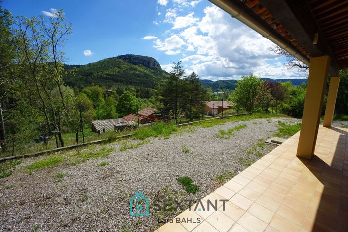 Image No.2-3 Bed Property for sale