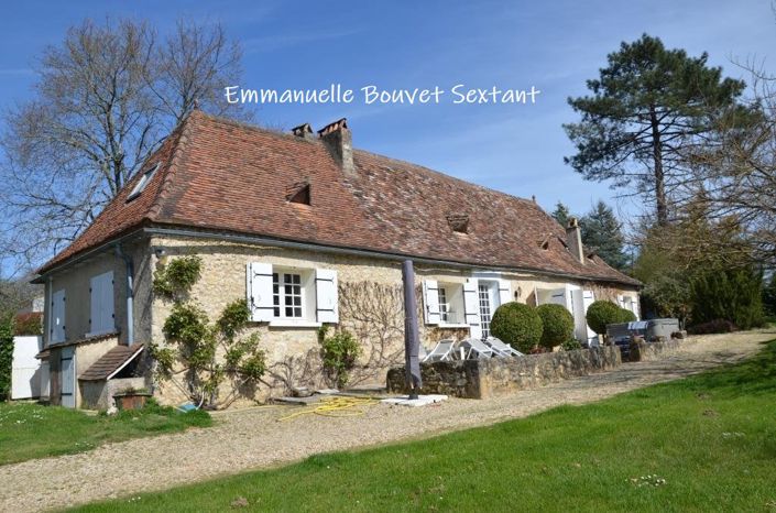 Image No.4-4 Bed Property for sale