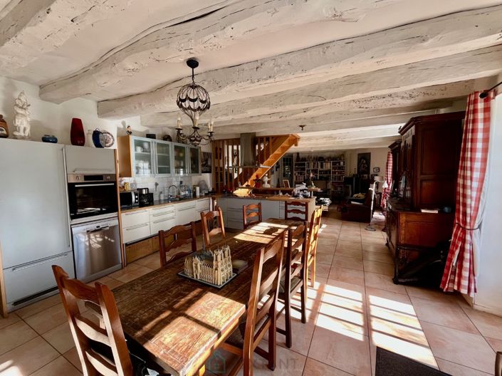 Image No.8-4 Bed Property for sale