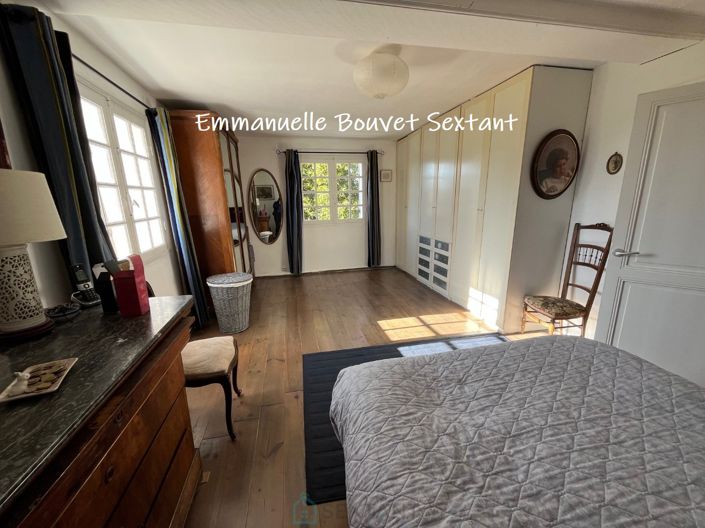 Image No.9-4 Bed Property for sale