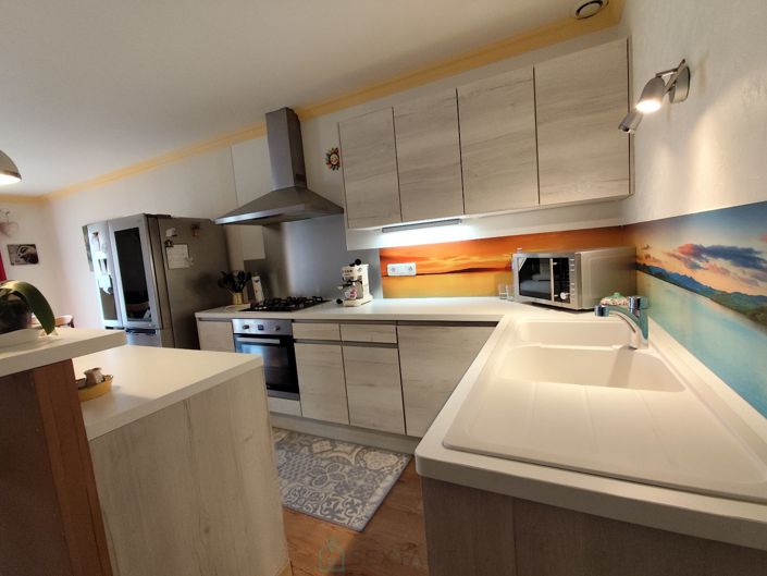 Image No.5-2 Bed House for sale