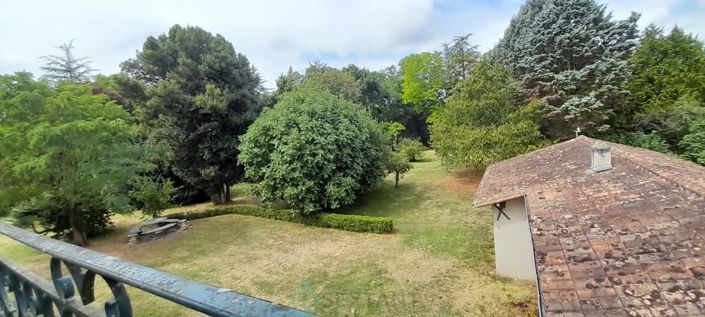 Image No.28-5 Bed Property for sale