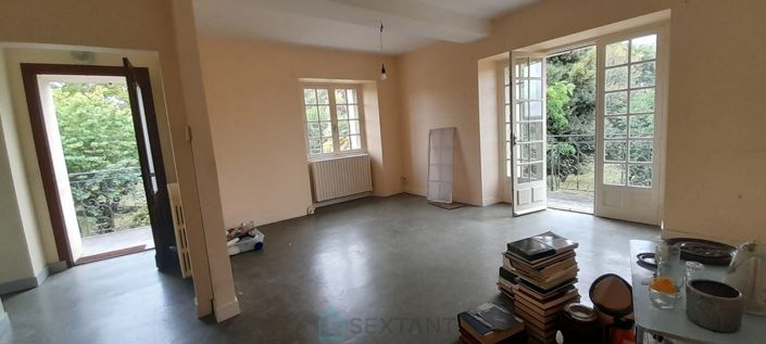 Image No.4-5 Bed Property for sale