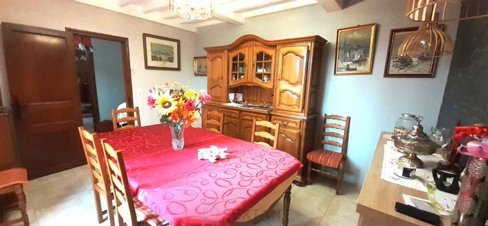 Image No.2-10 Bed Property for sale