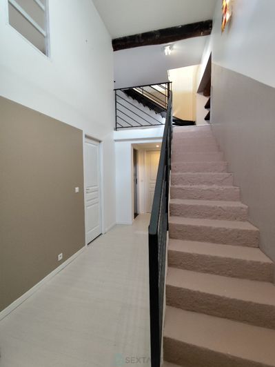 Image No.5-2 Bed Property for sale