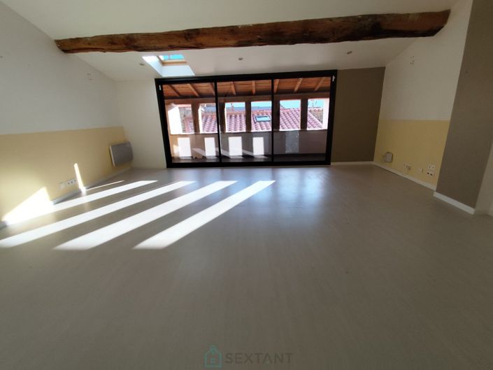 Image No.17-2 Bed Property for sale