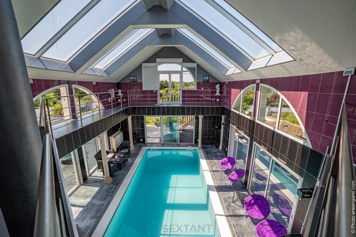 Image No.4-10 Bed Villa for sale