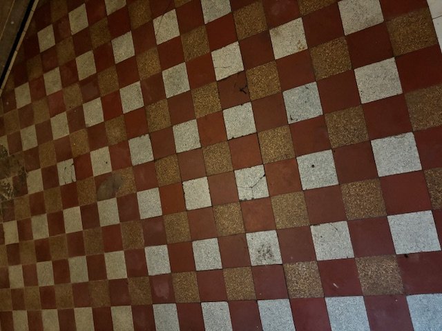 Image No.10-3 Bed Property for sale