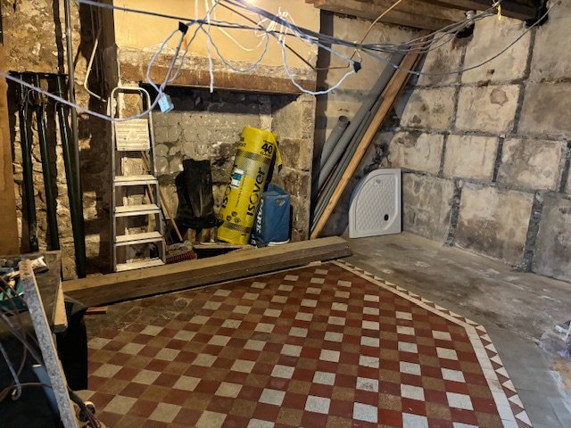 Image No.11-3 Bed Property for sale