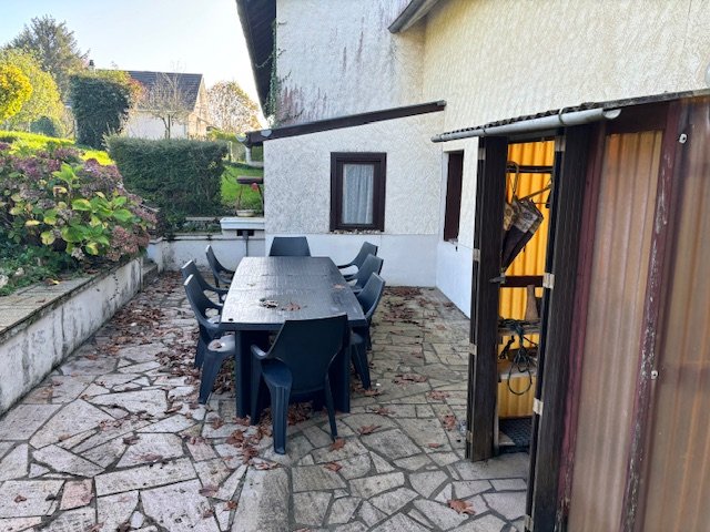 Image No.6-2 Bed Property for sale