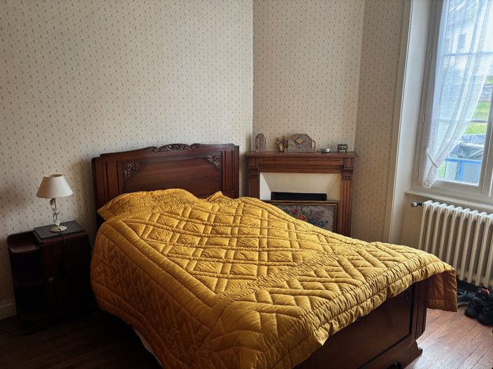 Image No.10-4 Bed Property for sale