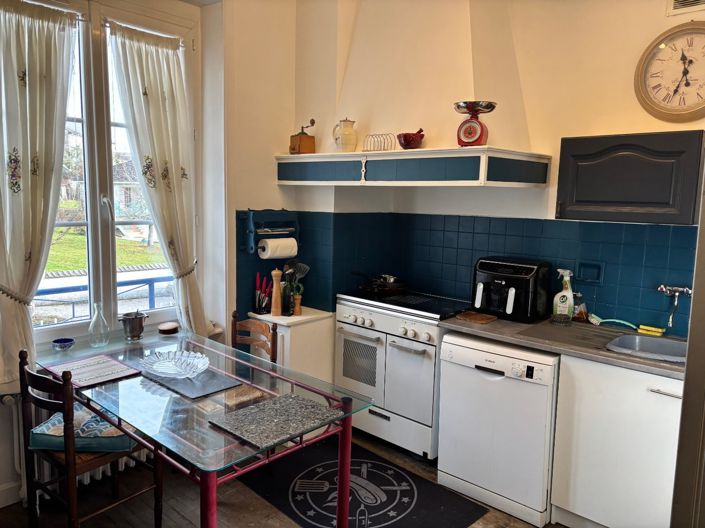 Image No.5-4 Bed Property for sale