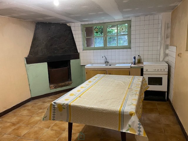 Image No.14-4 Bed House for sale