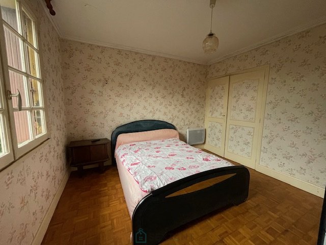 Image No.6-4 Bed House for sale