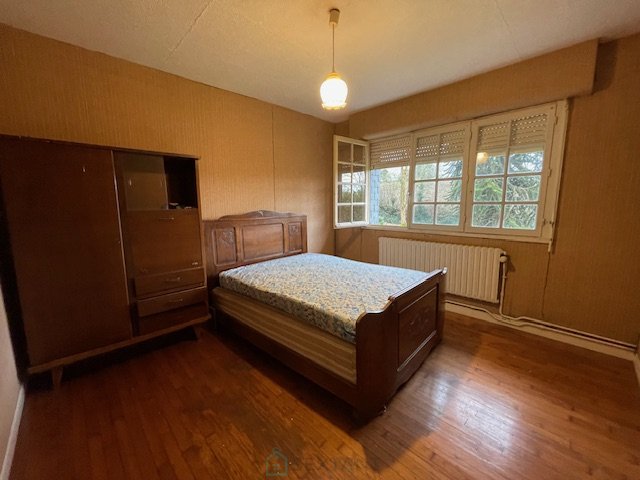 Image No.9-4 Bed House for sale