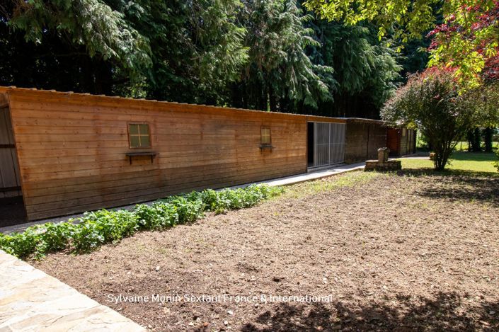 Image No.20-4 Bed Property for sale