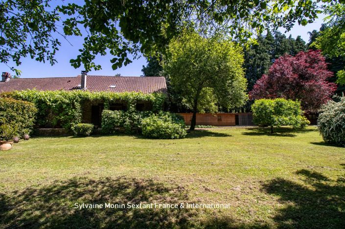 Image No.6-4 Bed Property for sale