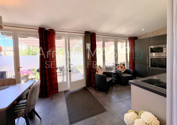 Image No.3-1 Bed Property for sale