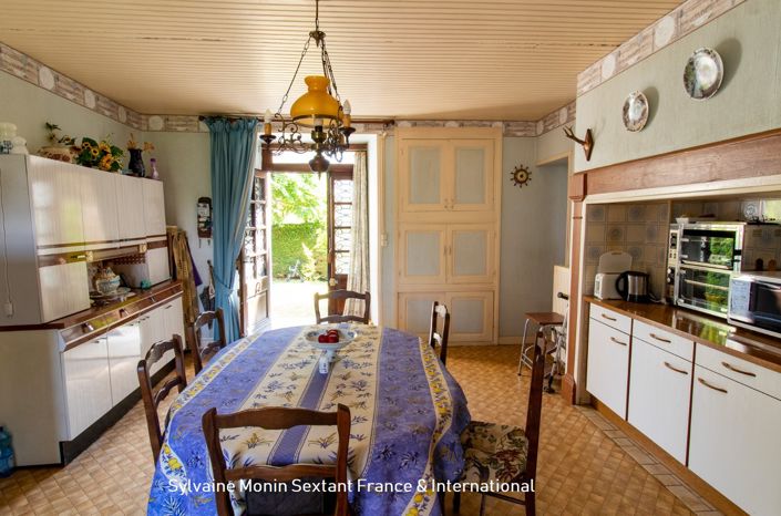 Image No.4-3 Bed Property for sale