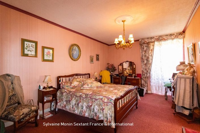 Image No.7-3 Bed Property for sale