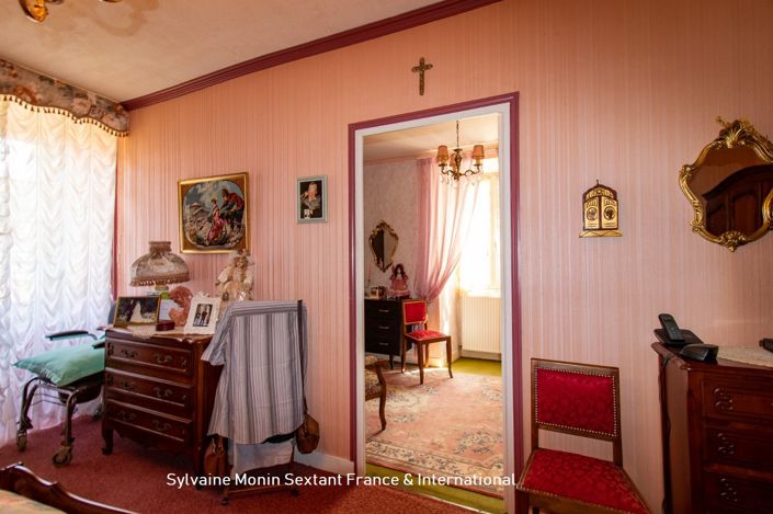 Image No.8-3 Bed Property for sale