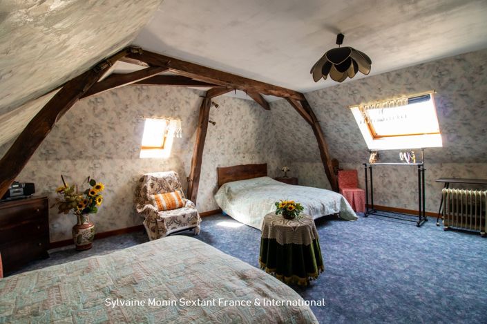 Image No.9-3 Bed Property for sale