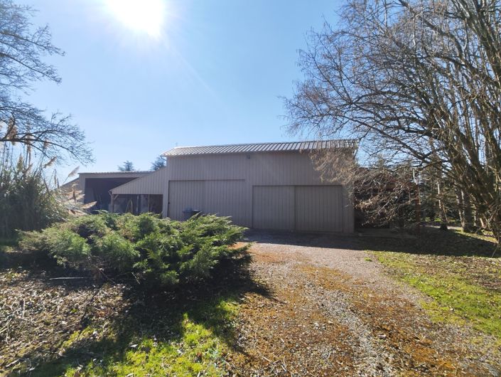 Image No.25-6 Bed Property for sale