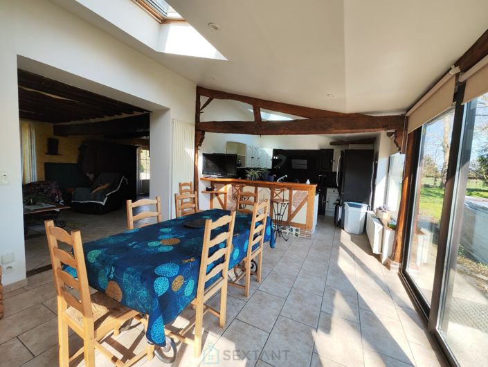 Image No.38-6 Bed Property for sale