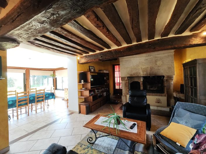 Image No.5-6 Bed Property for sale