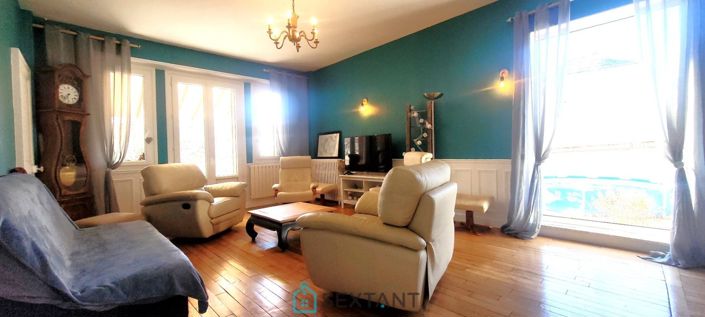 Image No.5-7 Bed Property for sale