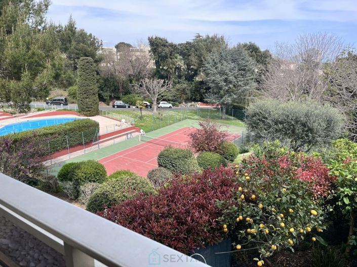 Image No.2-1 Bed Property for sale