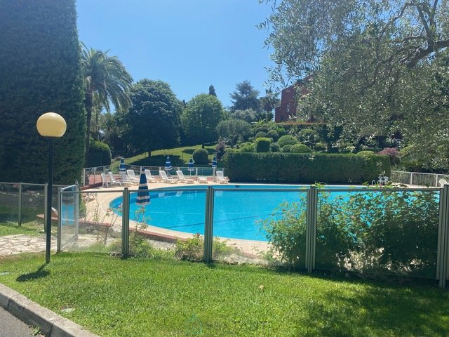 Image No.9-1 Bed Property for sale