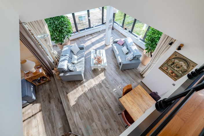 Image No.11-5 Bed Property for sale