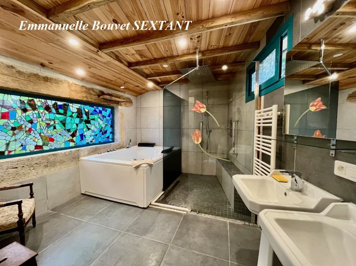 Image No.12-4 Bed House for sale