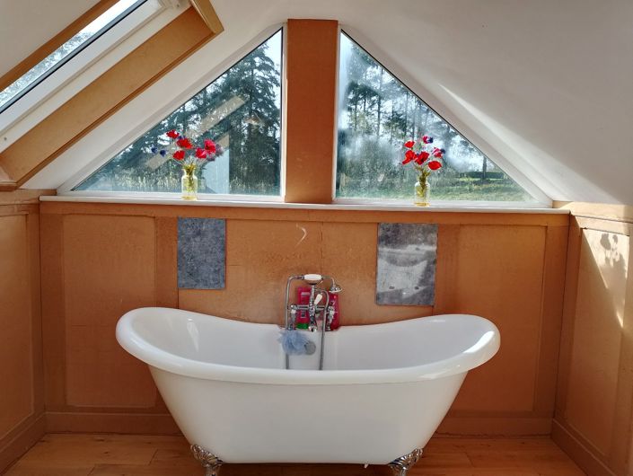 Image No.11-2 Bed House for sale