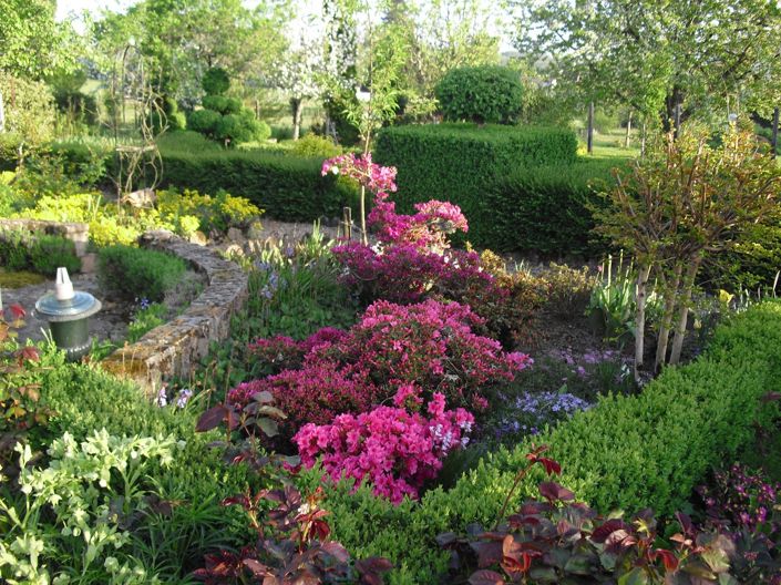 Image No.12-3 Bed Property for sale