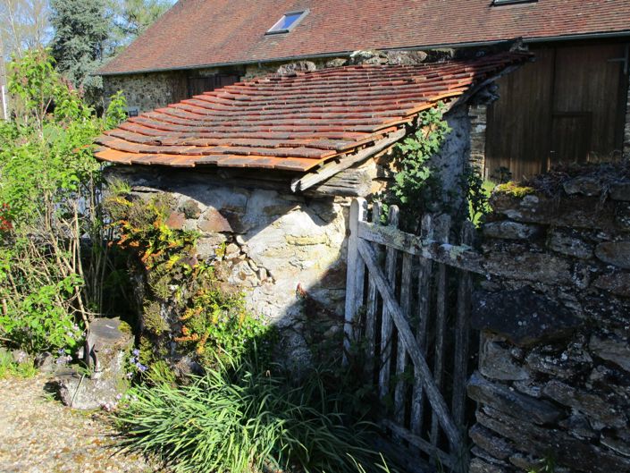 Image No.19-3 Bed Property for sale