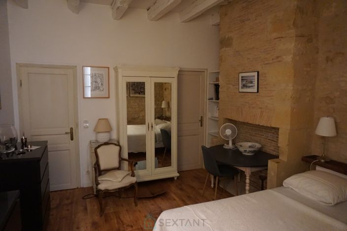 Image No.21-7 Bed Property for sale