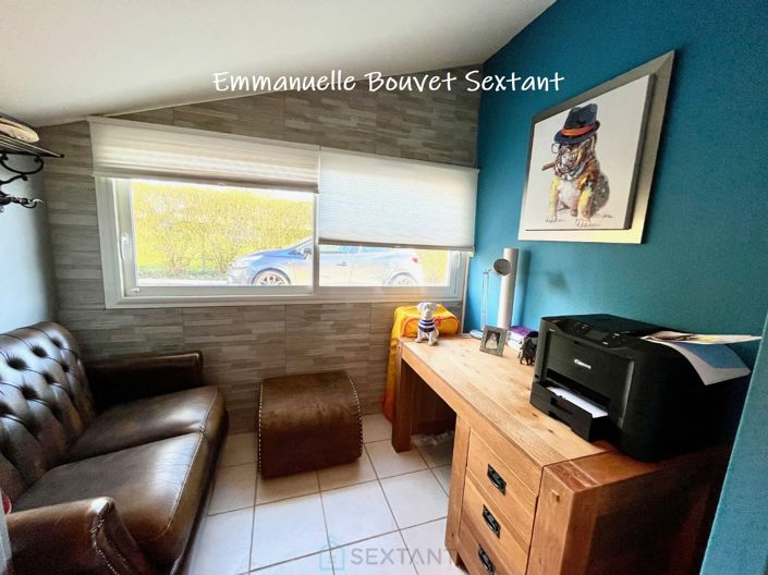 Image No.11-3 Bed Property for sale