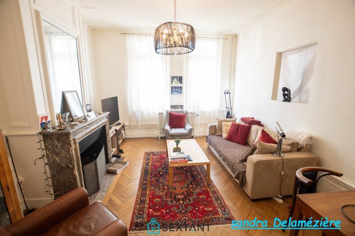 Image No.6-5 Bed House for sale