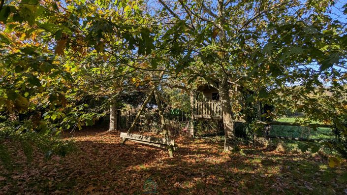 Image No.27-3 Bed Property for sale