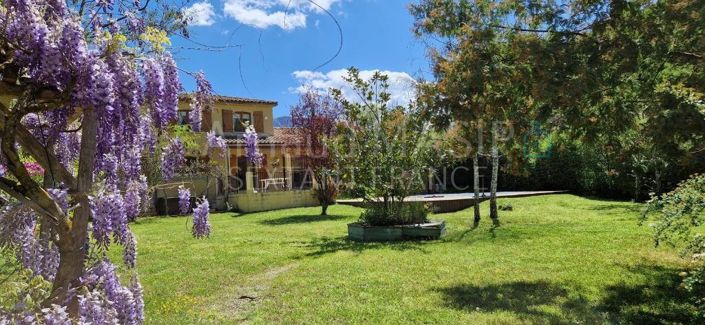 Image No.10-4 Bed House for sale