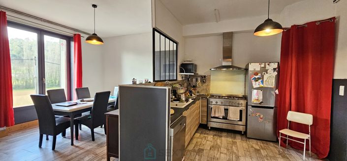 Image No.18-4 Bed House for sale