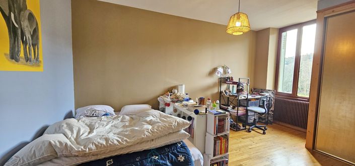 Image No.22-4 Bed House for sale